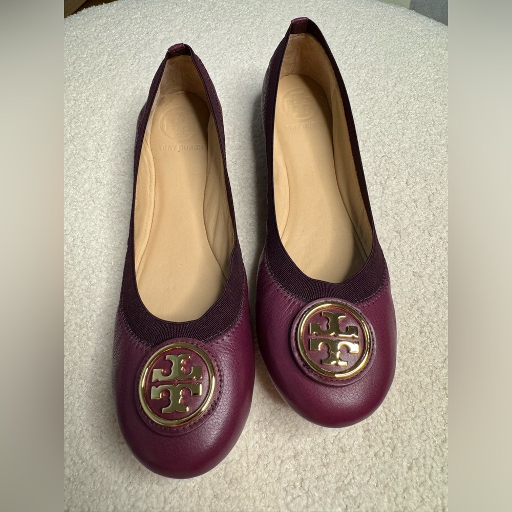 NWT Tory Burch Ballet Flat in Wild Plum 8.5
